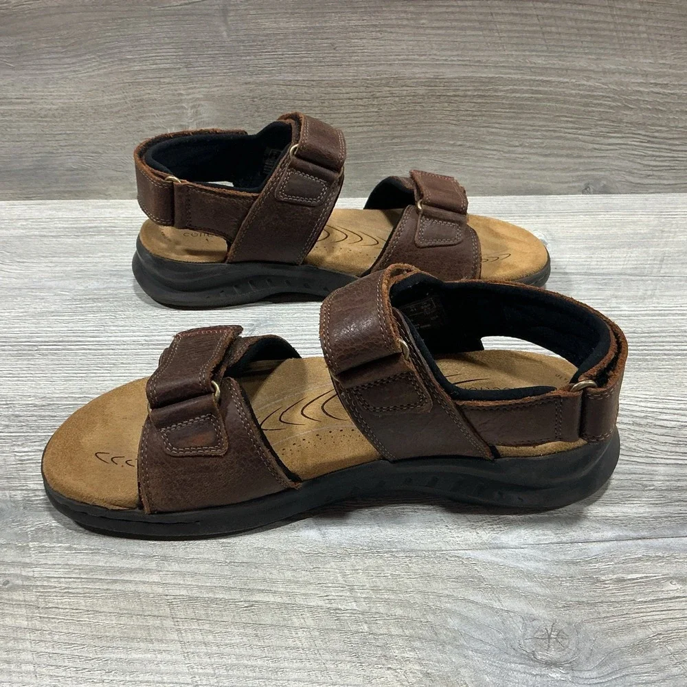 Clarks Hapsford Creek Mens Size 8 M Brown Classic Beach Outdoor Leather Sandals